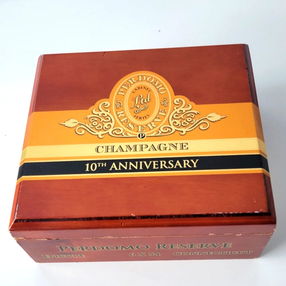 PERDOMO RESERVE CHAMPAGNE 10TH ANNIVERSARY WOOD CIGAR BOX